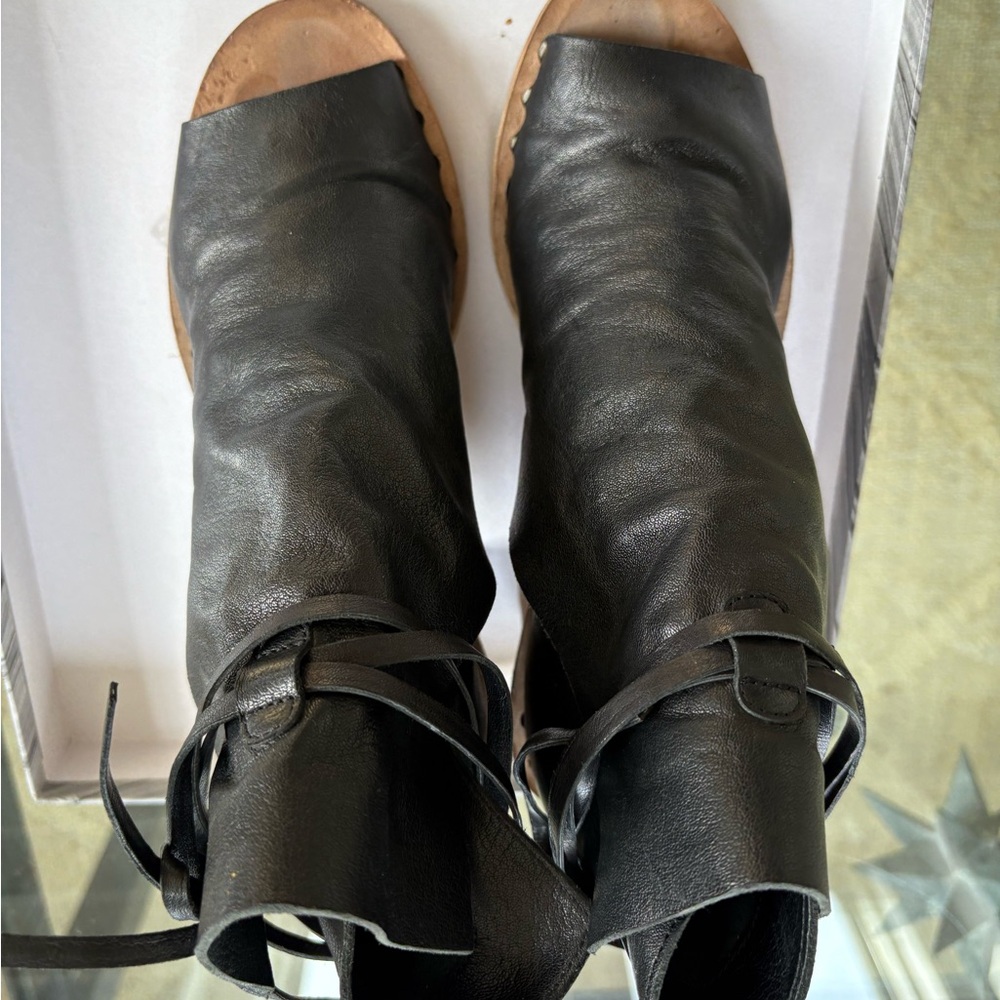 Officine Creative Black Leather Ankle Boots